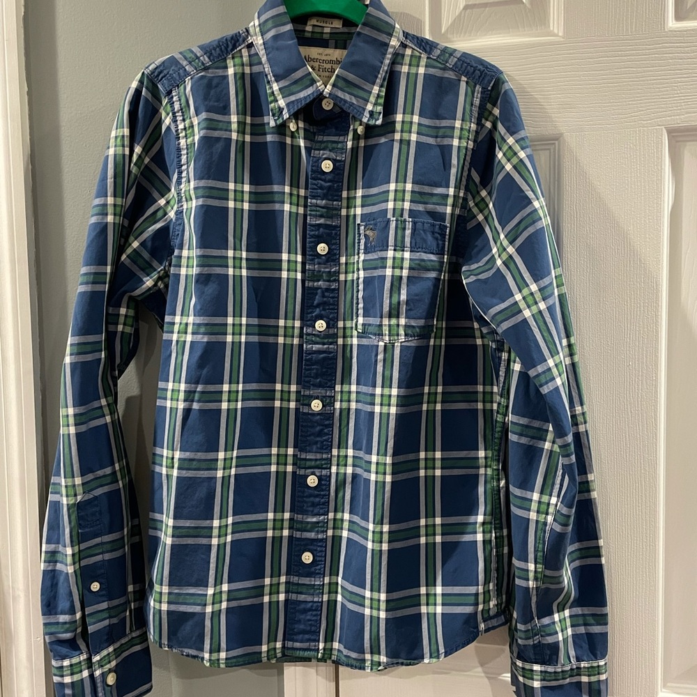 Abercrombie and Fitch men’s shirt